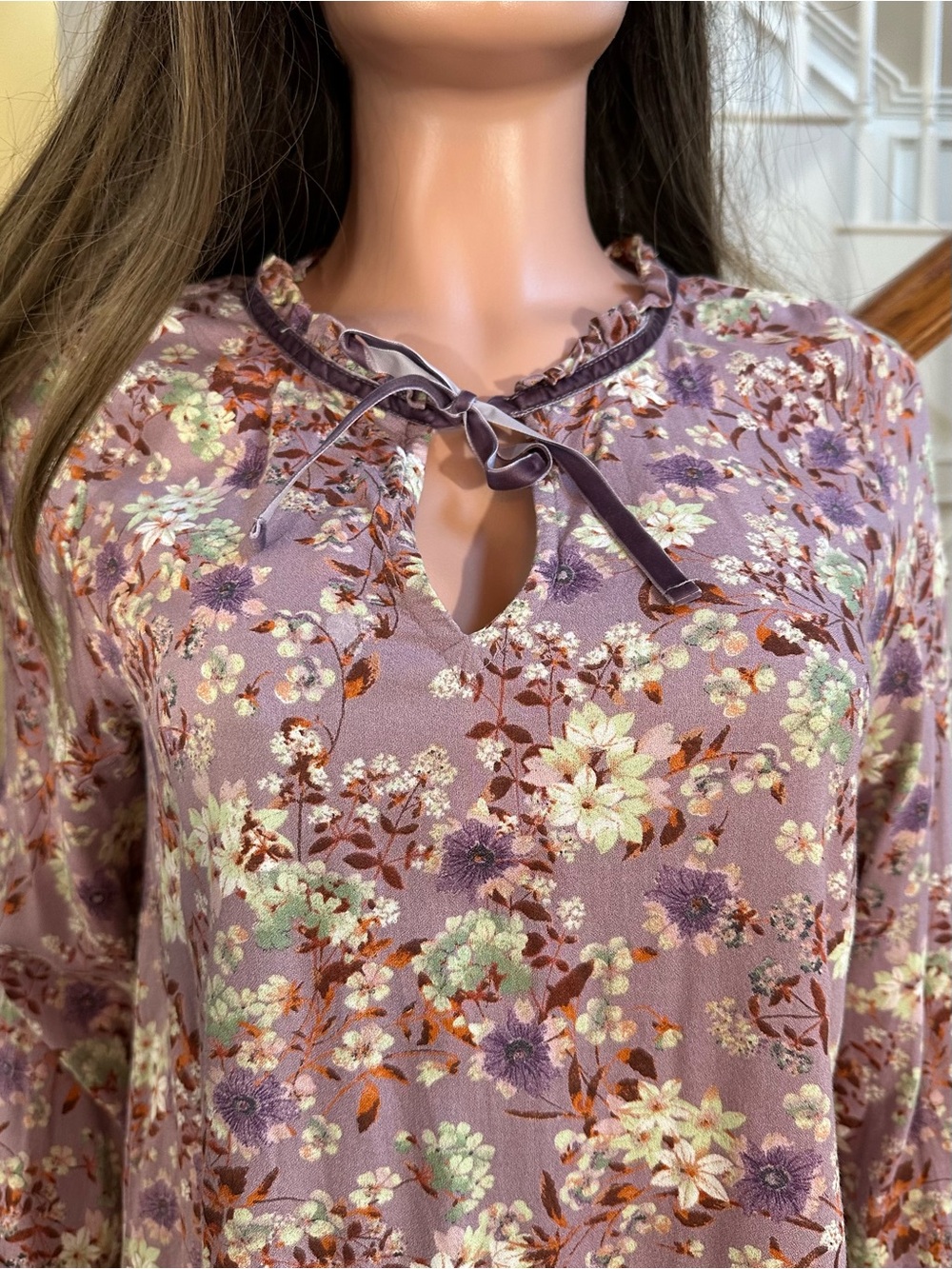 Lavender Floral Tie-Neck babydoll shift Dress - Picture 6 of 16